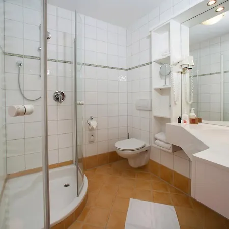 Bruno 4* フューゲン